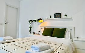 Sky Residence Airport Therme Otopeni 1